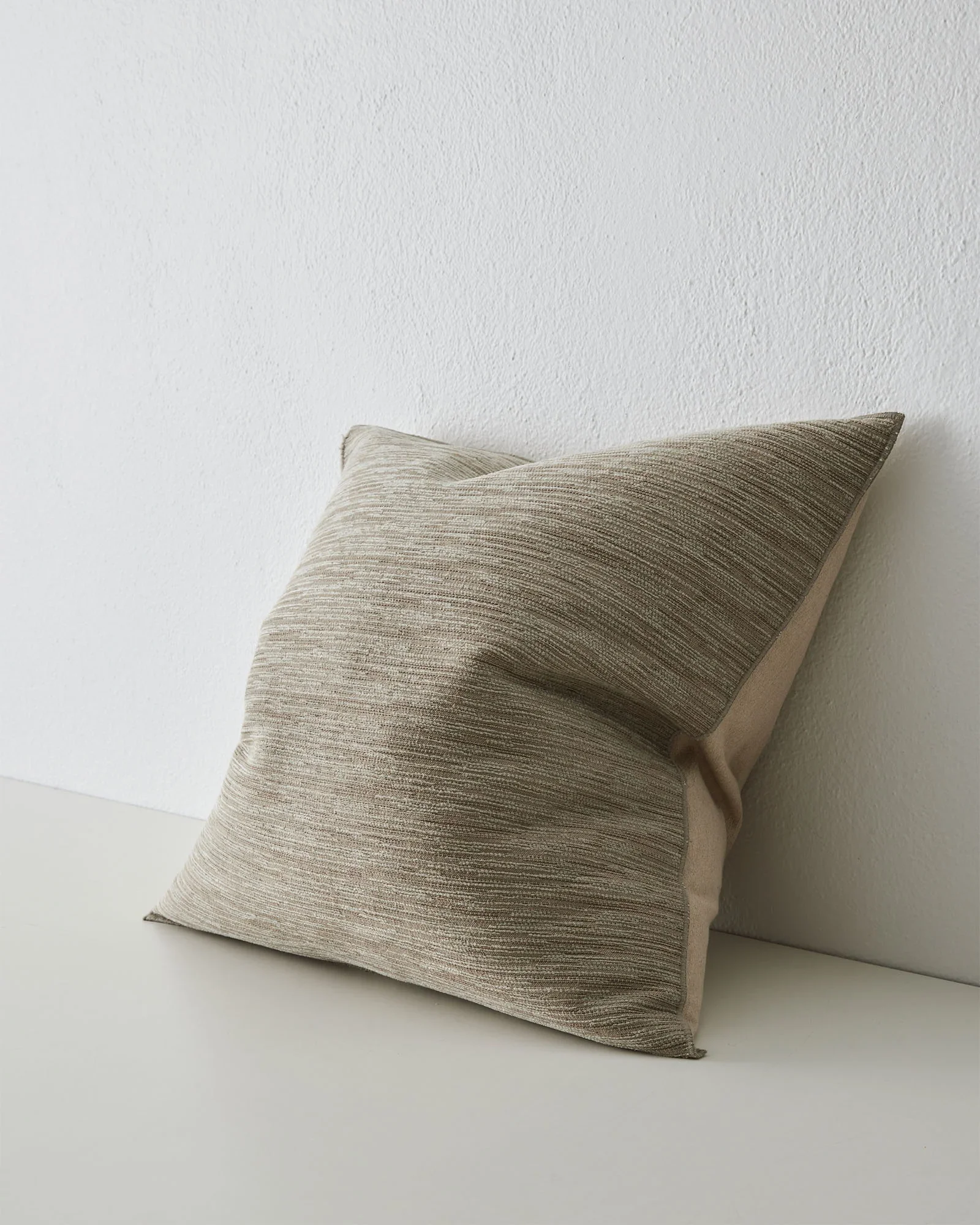 Dania Oyster - Image 2