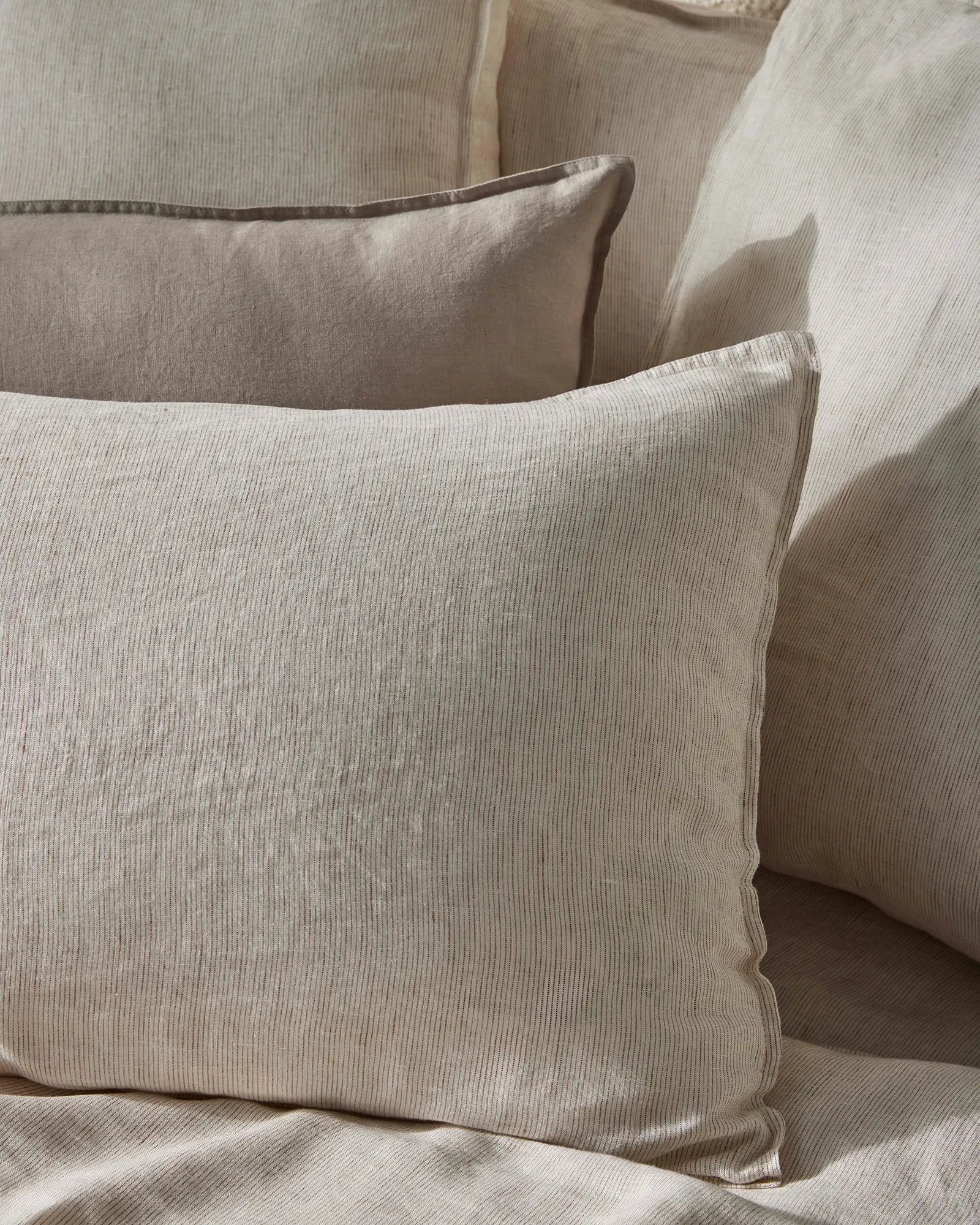 Sova Pillowcase Set Savanna Pinstripe - Image 6