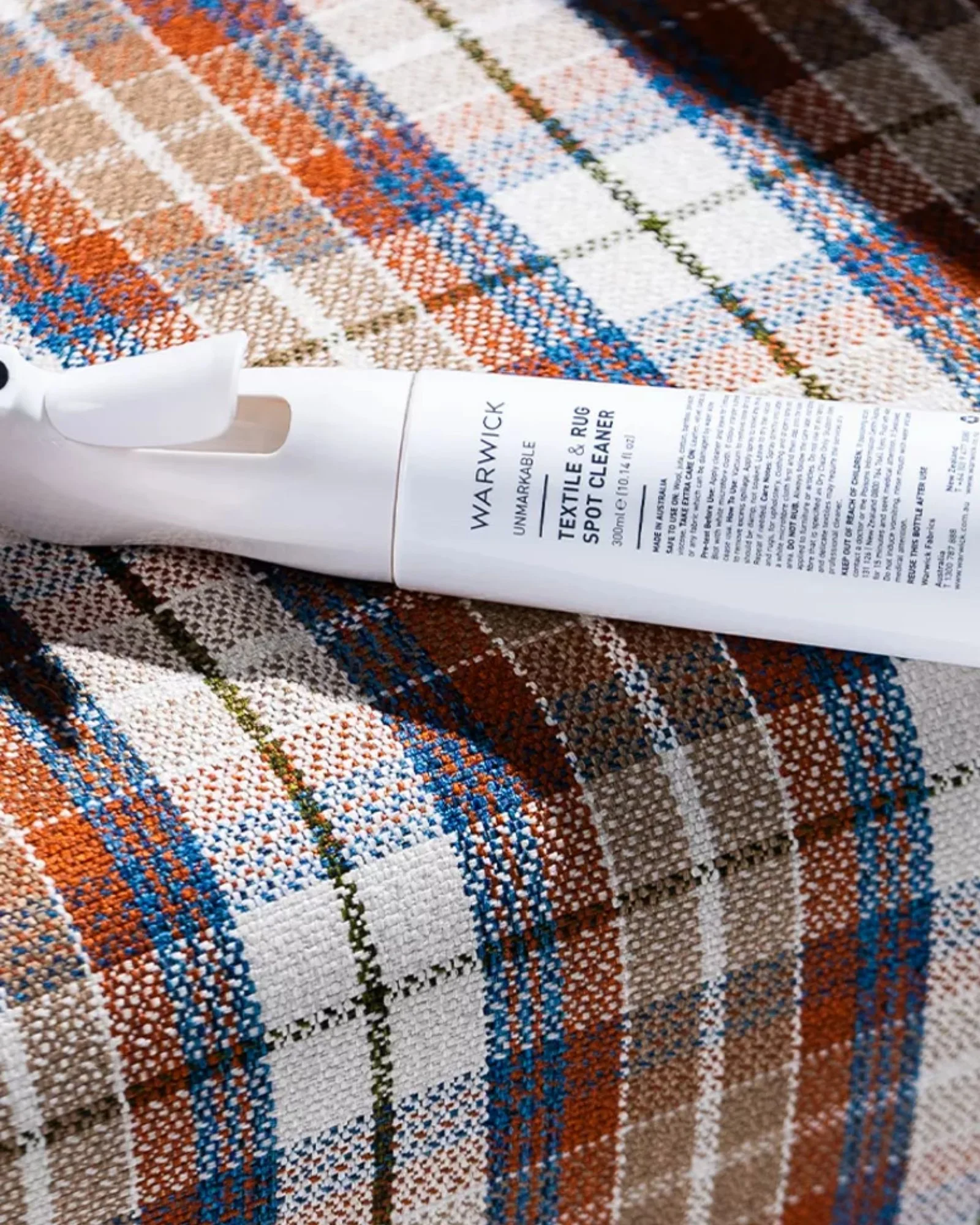 Unmarkable Textile & Rug Spot Cleaner - Image 9